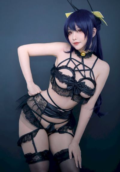 欧美情趣内衣精品视频_1080P电影完整版在线观看